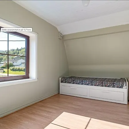 Semesterbostad Spacious Newly Renovated Family *